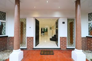 Photo 16- click for photo gallery